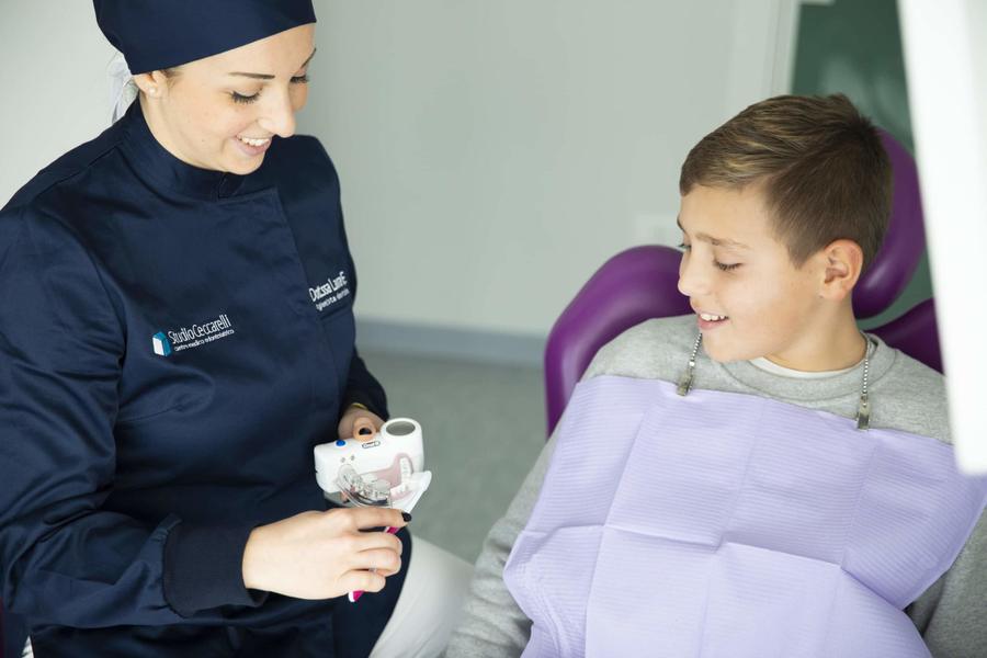 Dentista per bambini: immagine illustrativa